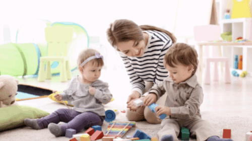 Semaine de la petite enfance : des attentes fortes pour un service public en construction